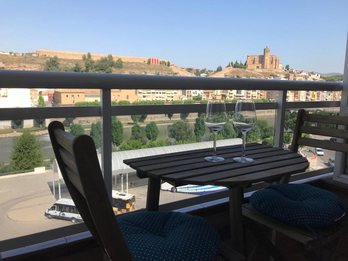 Apartamento recién reformado con vistas al río Balaguer Exterior foto